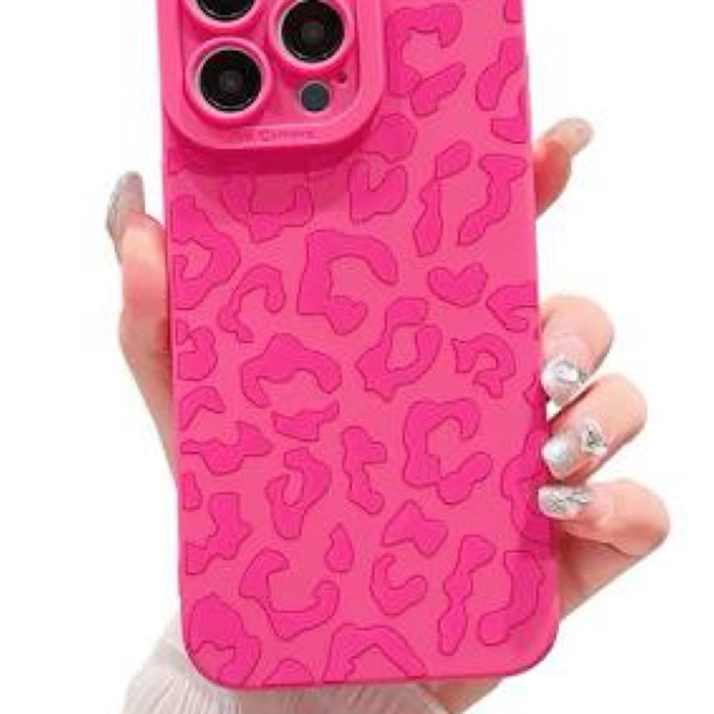 Amazon Pink Silicone Phone Case with Heart Pattern